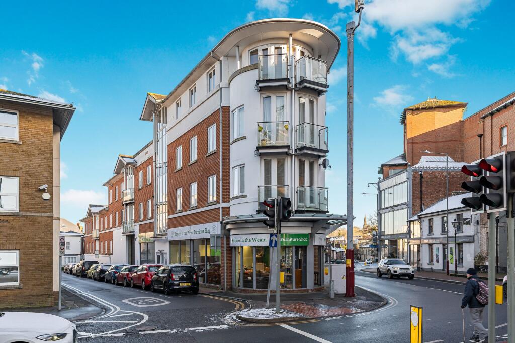 Main image of property: Flat 22, The Chartwell,  4 Belgrave Road, Tunbridge Wells