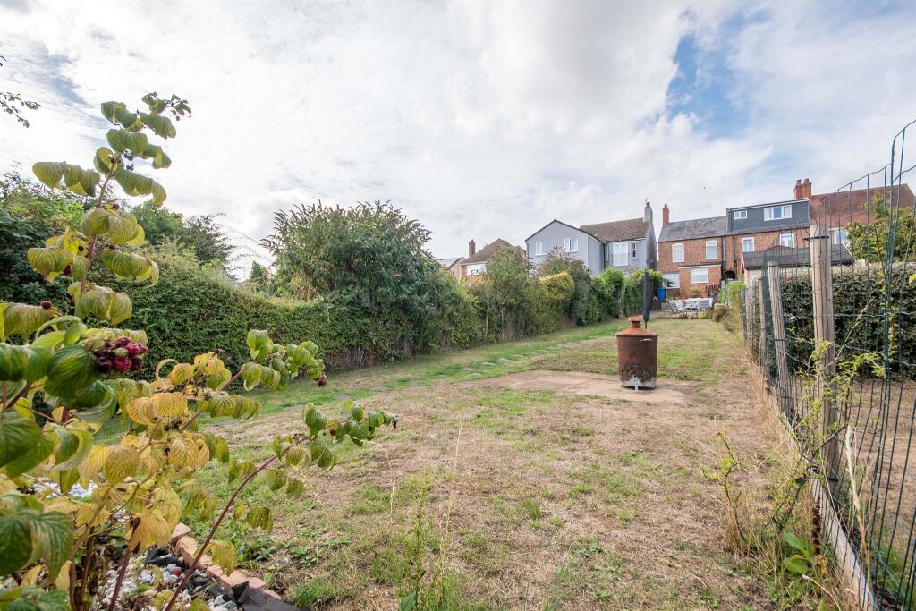 House in Desborough, North Northamptonshire - View 2