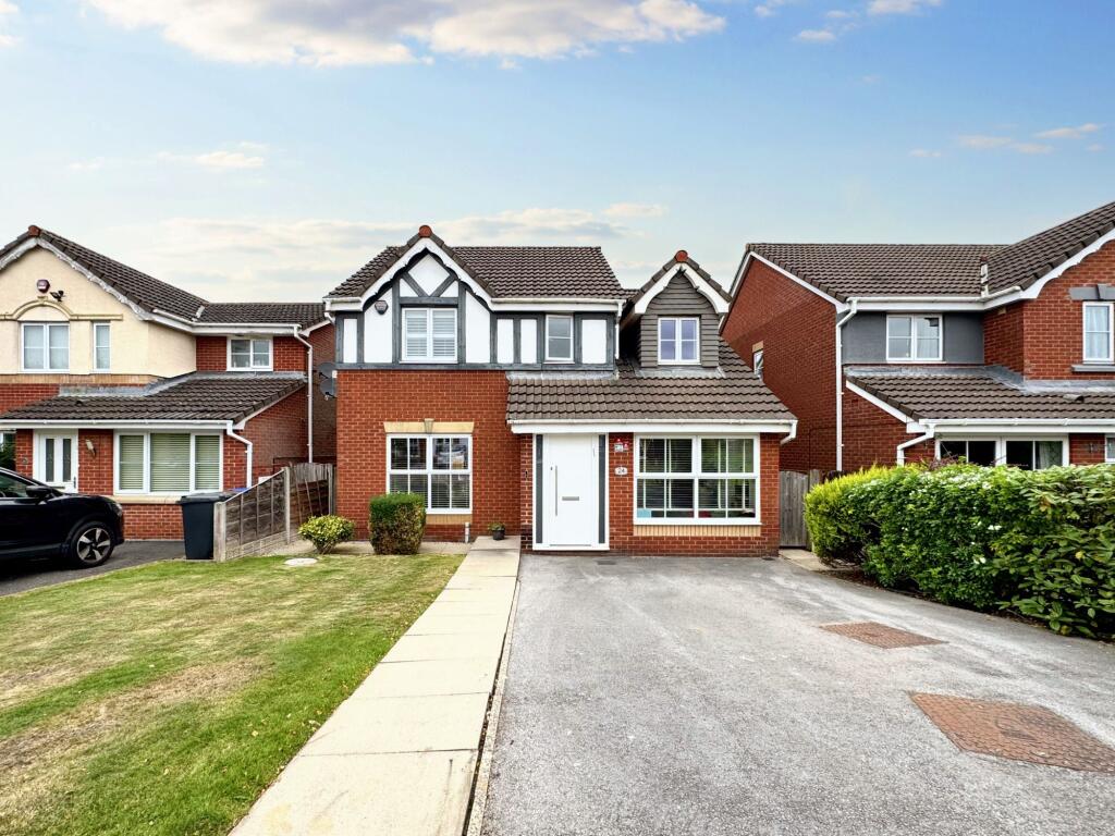 Main image of property: Glenwood Close, Radcliffe, M26