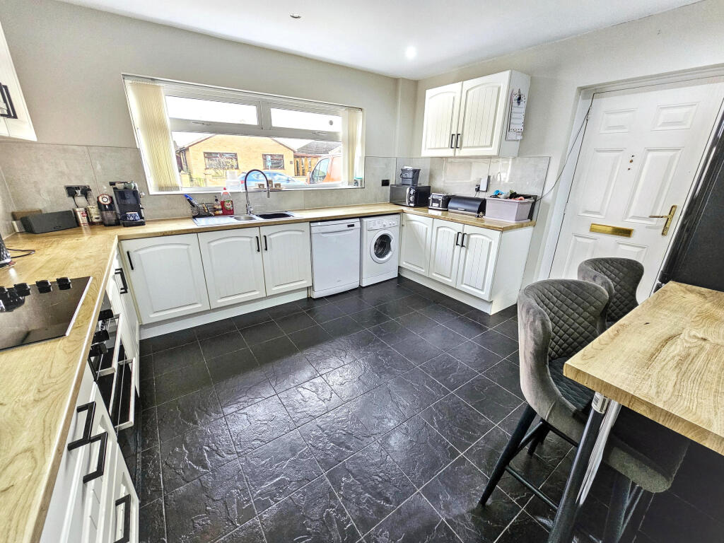 House in Peterborough - View 4