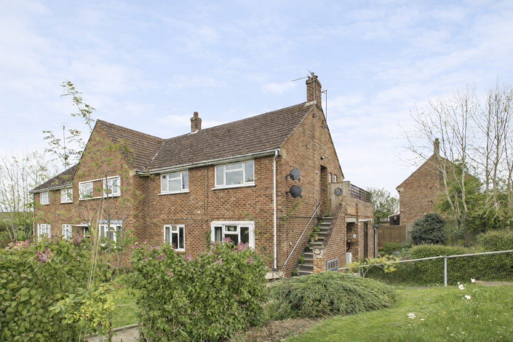 Main image of property: Coldnailhurst Avenue,Braintree,CM7 5QA