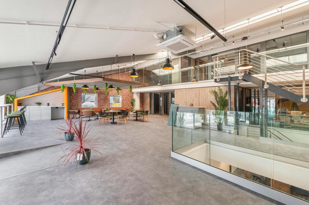 office 25.jpg
