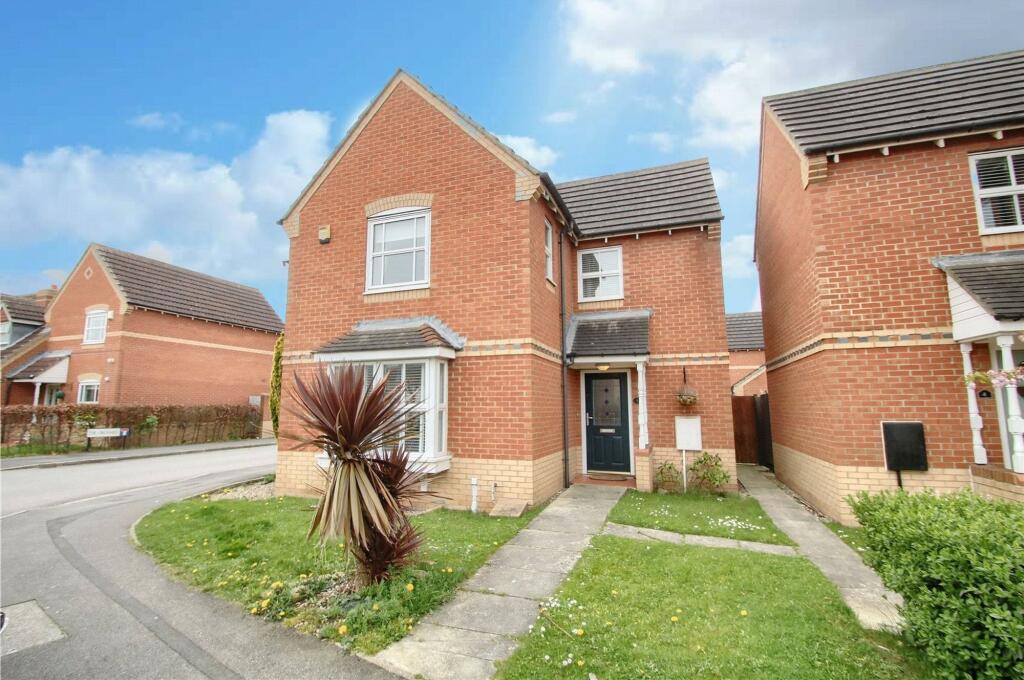 3-bed detached on The Pasture, Ingleby Barwick, TS17, £215,000