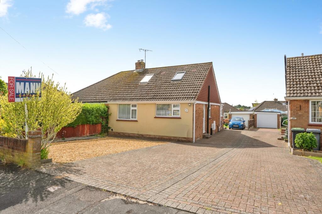 Main image of property: Alten Road, WATERLOOVILLE, Hampshire, PO7