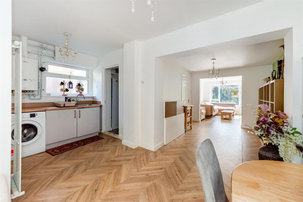 House in Southampton - View 4
