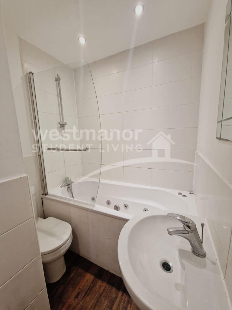 Apartment in Leicester - View 4