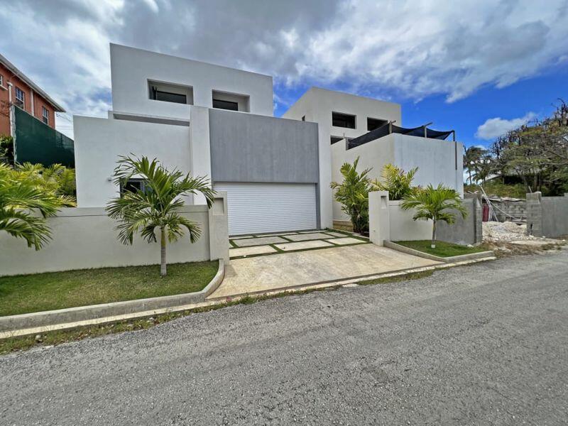 Main image of property: Mt Standfast, St James