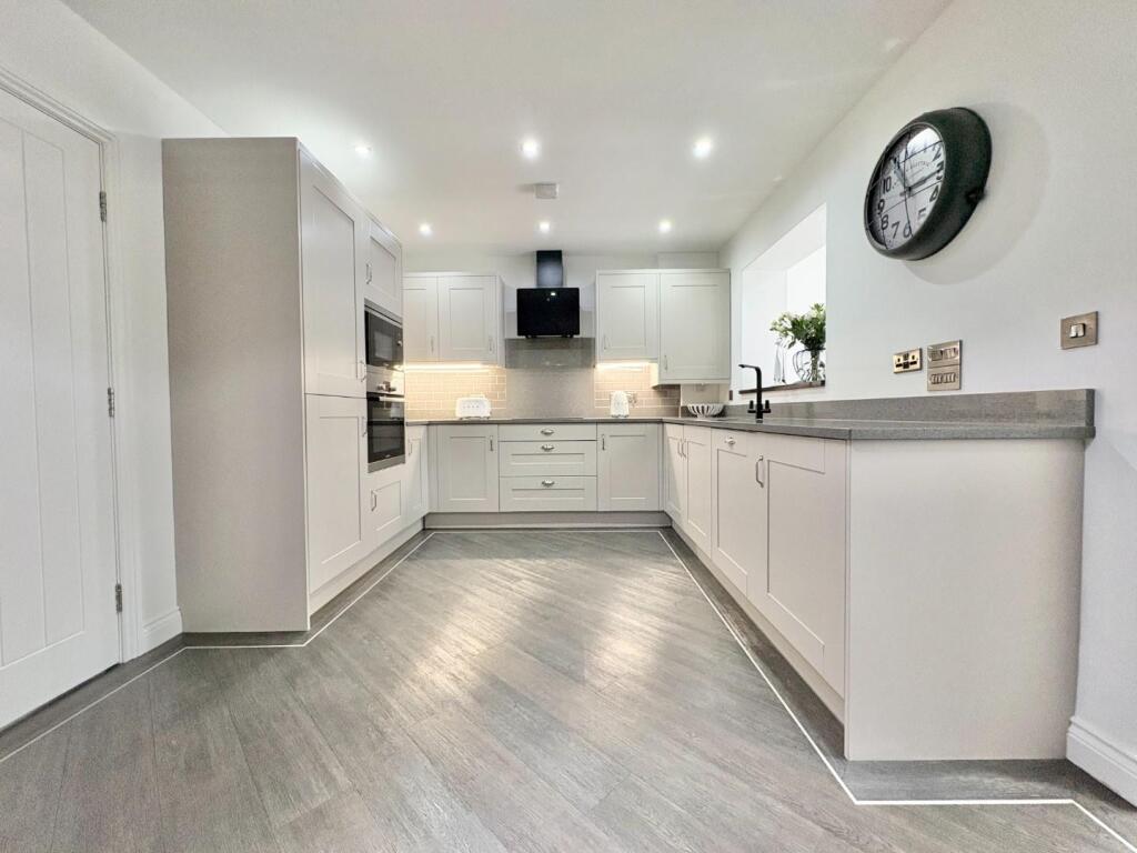 Laburnum Grove, St. Helen Auckland, Bishop Auckland photo 2