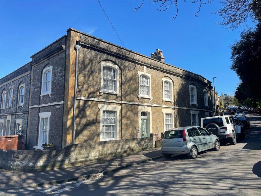 Main image of property: Seavale Road, Clevedon, North Somerset, BS21