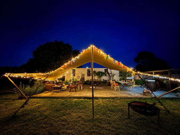 Stretch Tent