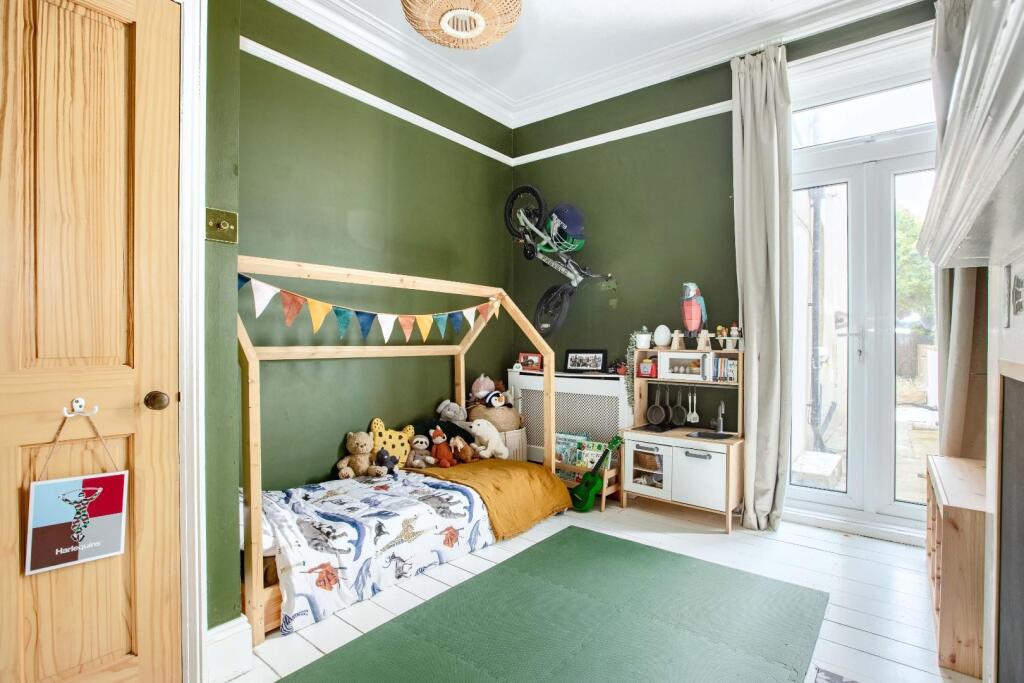 Apartment in Brighton - More