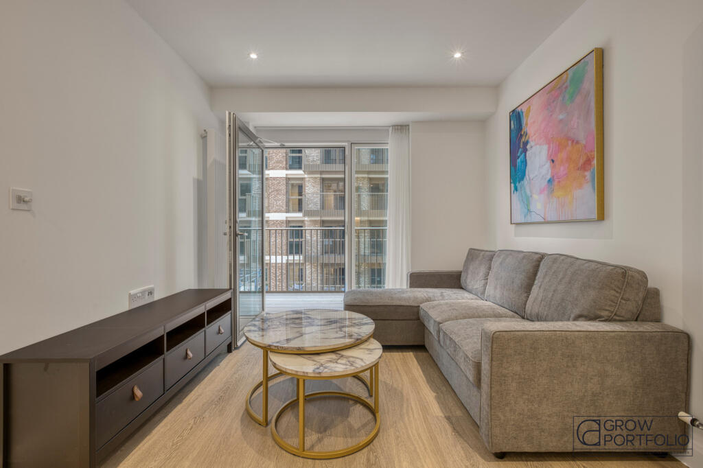 Apartment in London - View 5