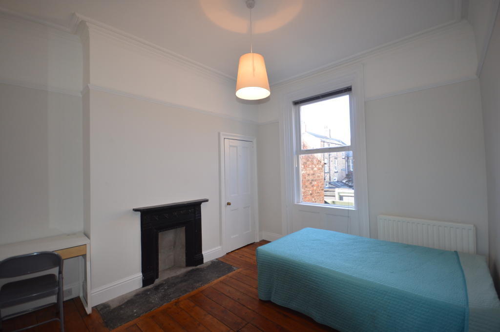 House in Newcastle upon Tyne, Tyne and Wear - More