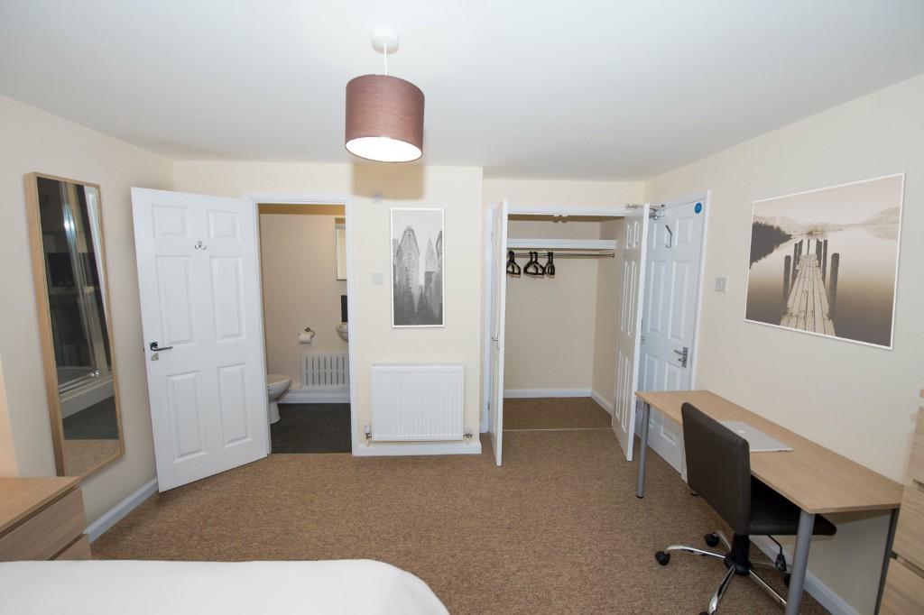 House in Cheltenham, Gloucestershire - View 4