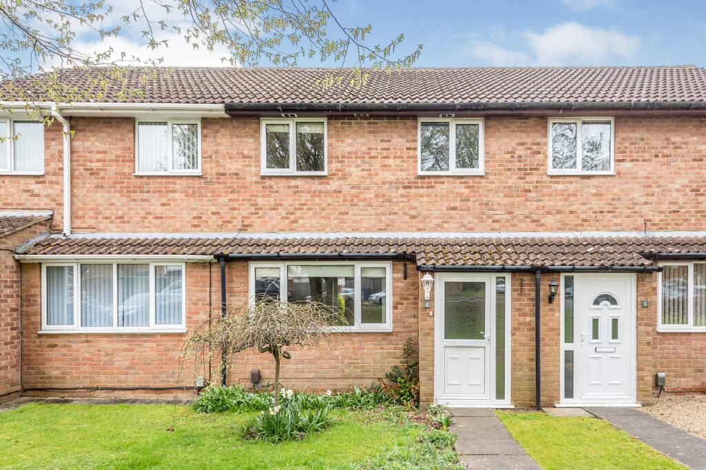 Main image of property: Wye Close, OX26