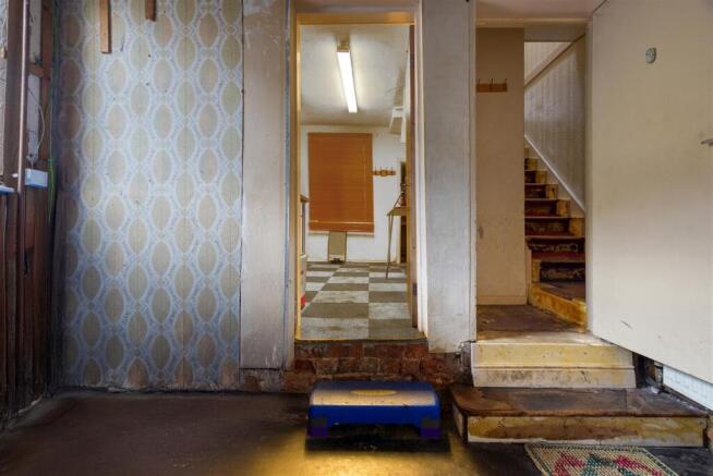 Side room