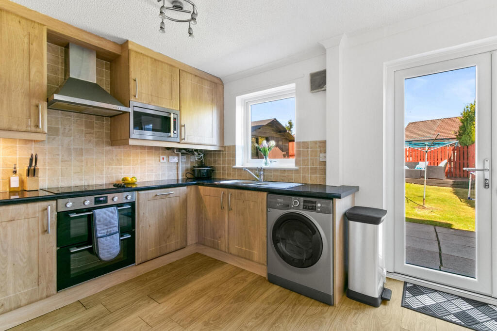 Drummond Way, Newton Mearns, G77 photo 2