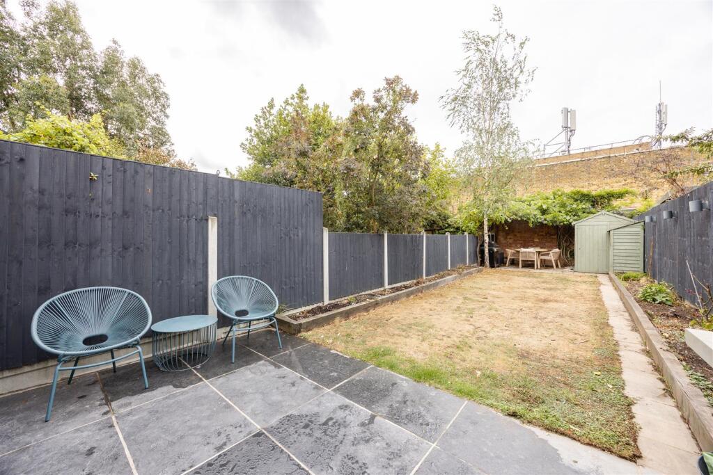 House in London - More