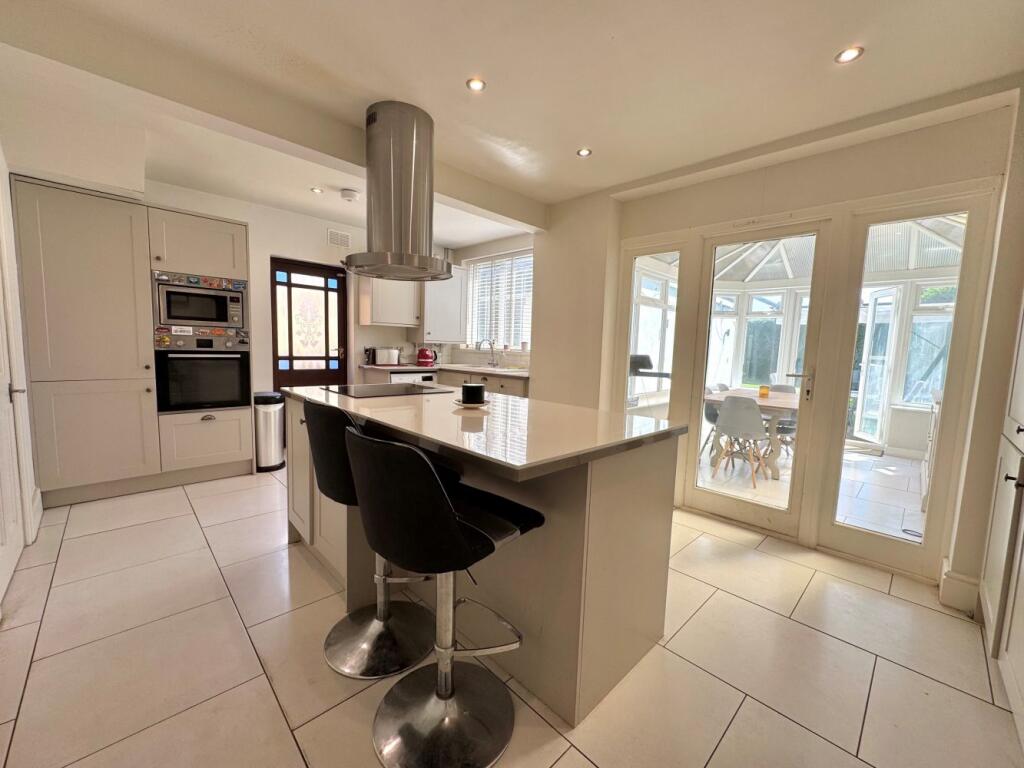 Conway Drive, Melton Mowbray photo 3
