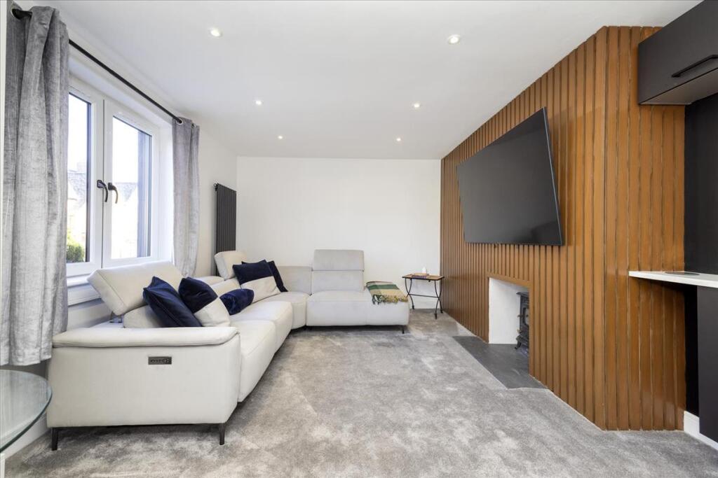 House in Edinburgh, Broomhouse - View 3