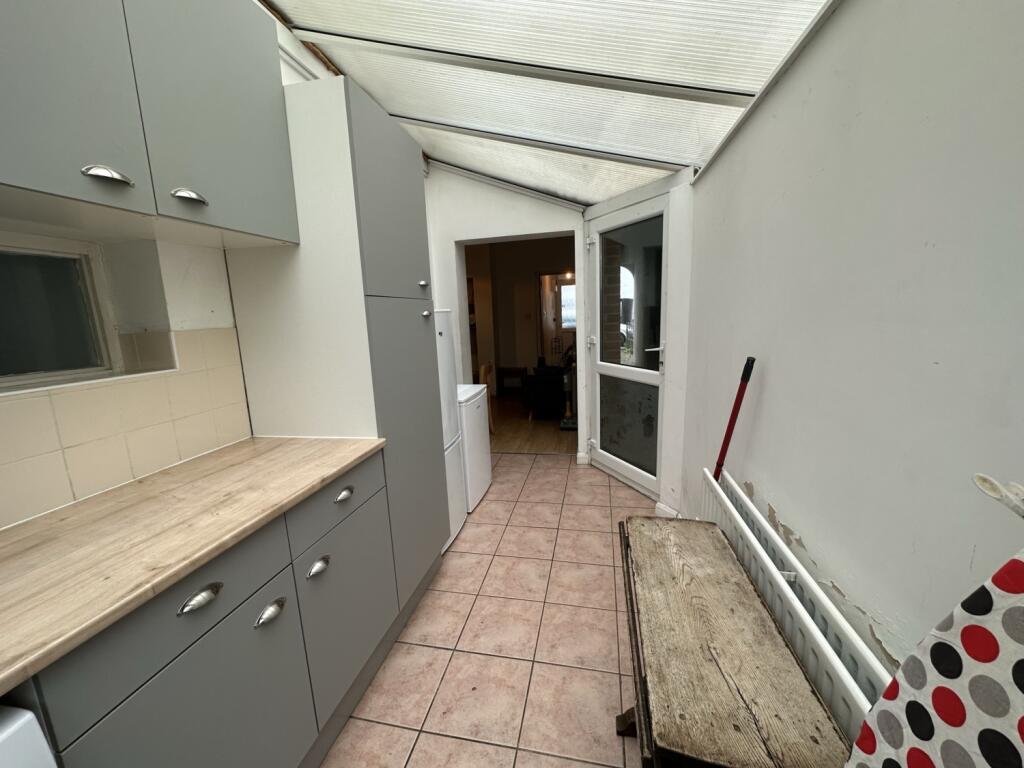 House in Twickenham - View 5