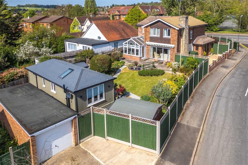 Main image of property: Willowmead Gardens, Marlow, Buckinghamshire, SL7