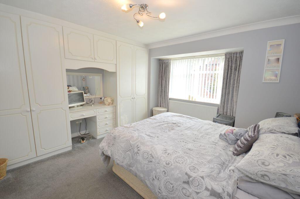 Lea Cross Grove, Widnes photo 4
