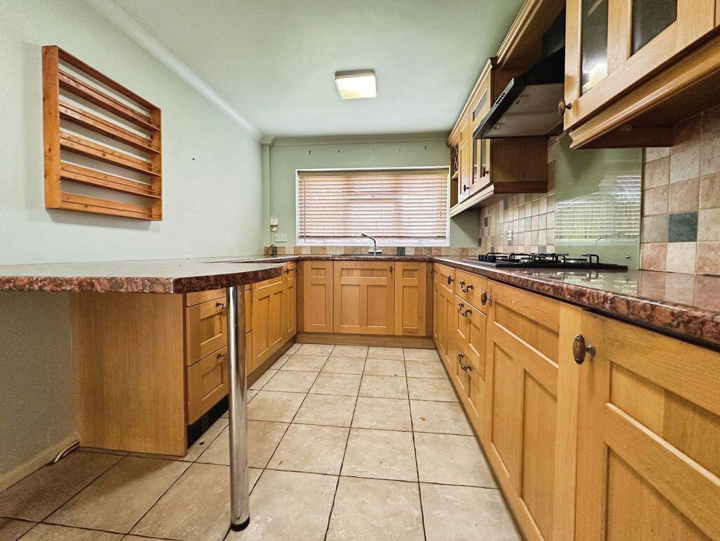 House in Lichfield, Shenstone - More