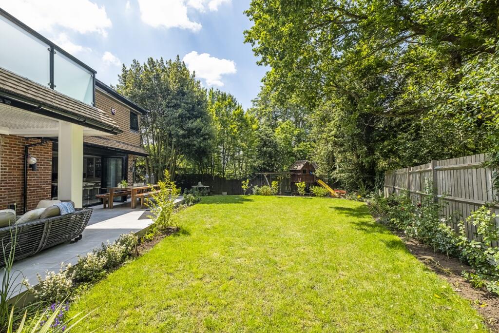Property photo 8