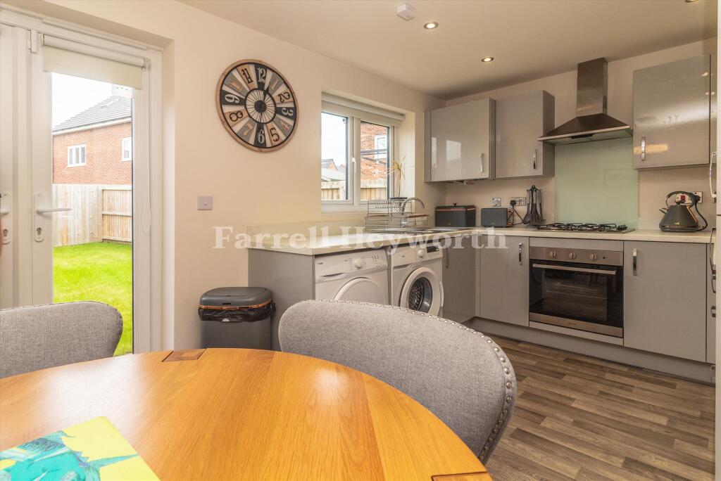 House in Leyland, Farington Mews, Farington Moss - More
