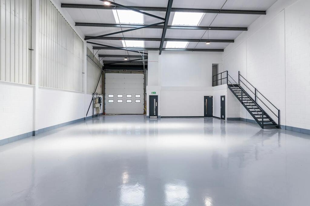 Unit 14 Cheltenham Trade Park, Cheltenham-14.jpg