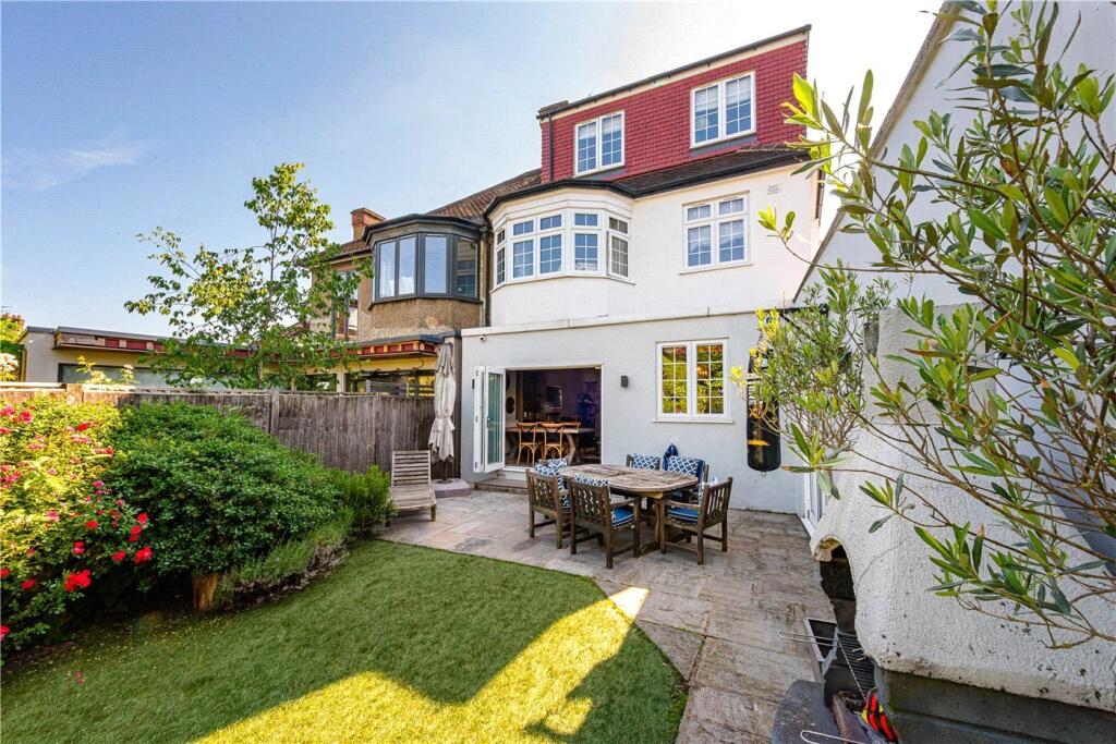 House in London - View 4