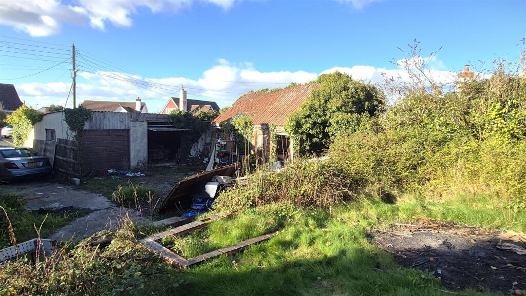 Main image of property: Yelland, Barnstaple