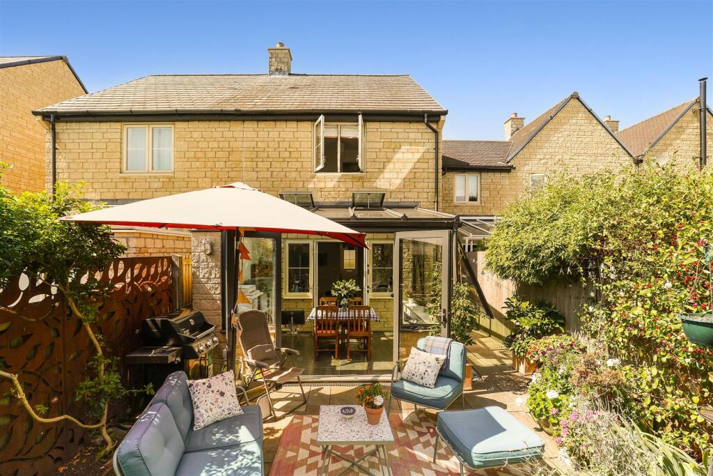 House in Stroud, The Knapp, Minchinhampton - View 2