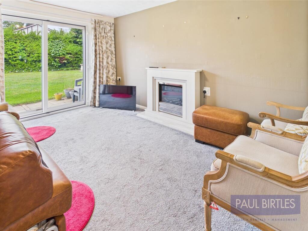 Orme Close, Urmston, Trafford, M41 photo 3