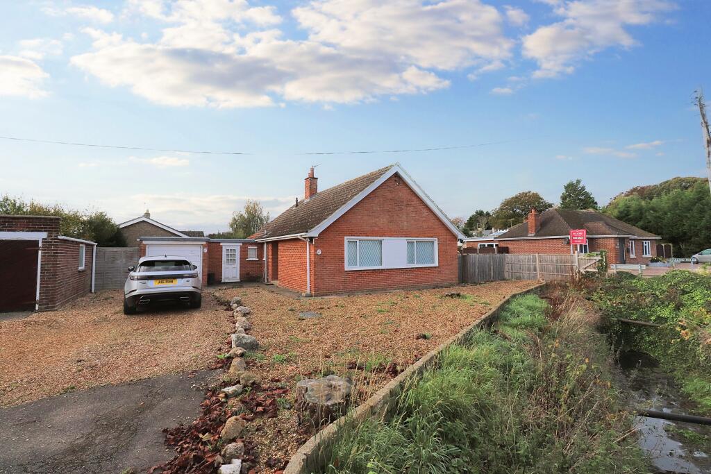 Main image of property: Horsepit Lane, Pinchbeck, PE11