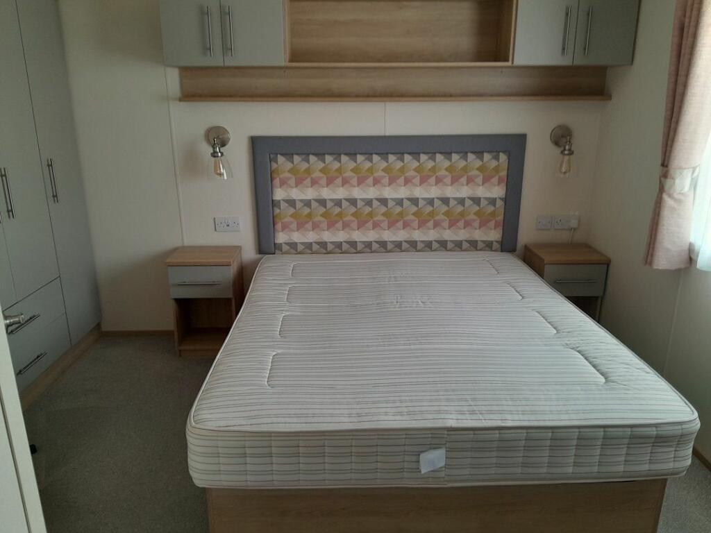 Preesall, Lancashire, FY6 0RB photo 3