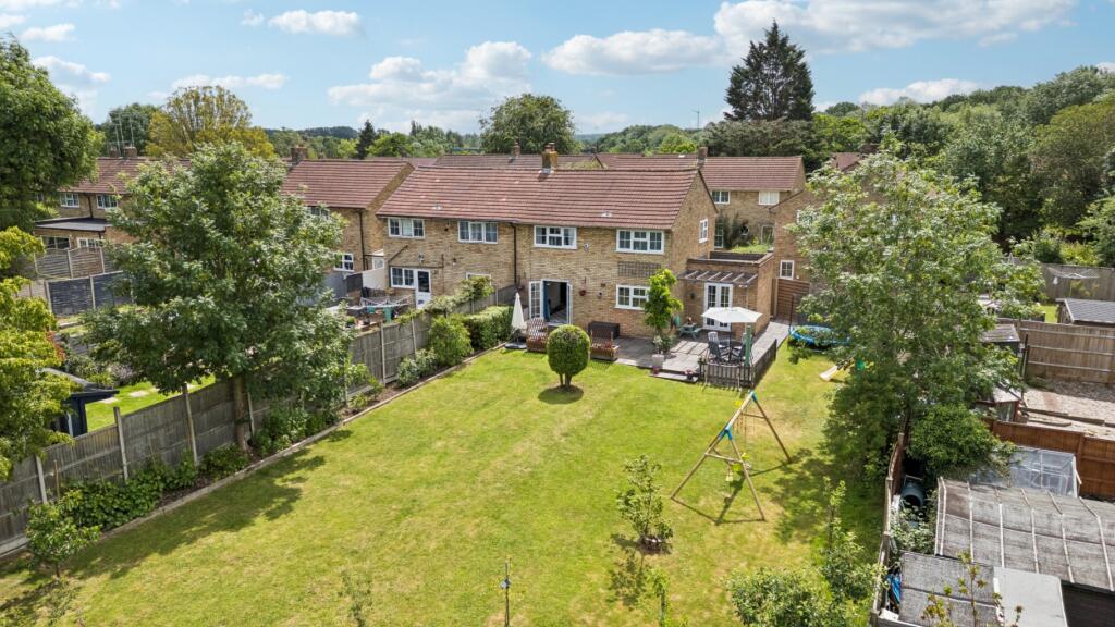Main image of property: West Mead, Welwyn Garden City, Hertfordshire, AL7