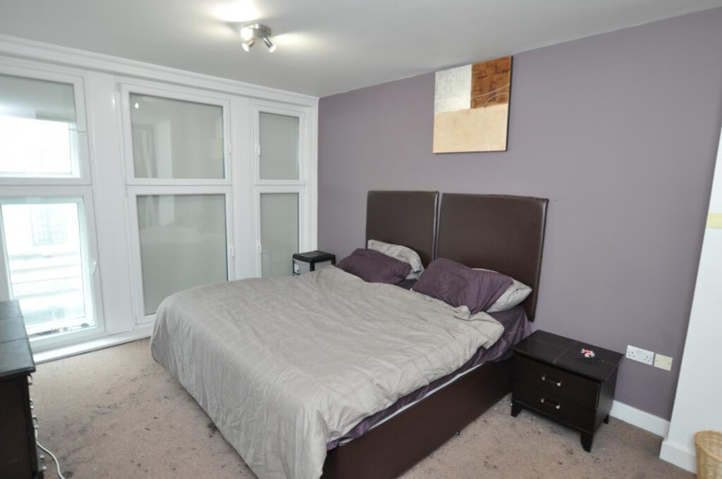 Apartment in Newcastle upon Tyne - View 3