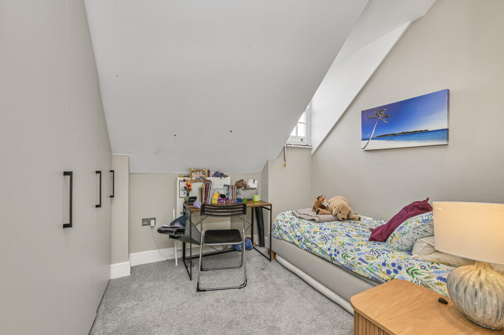 Apartment in London - More
