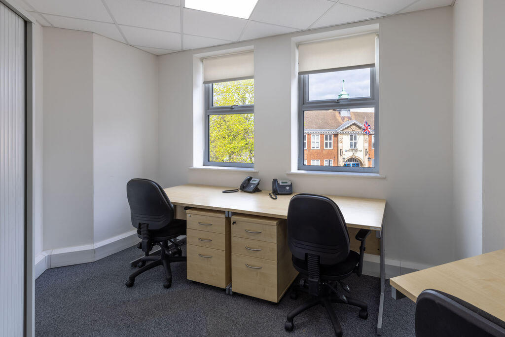3 Person First Floor Office