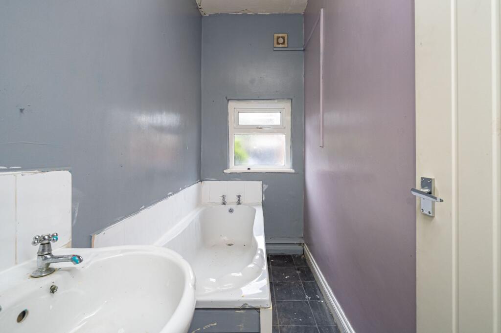 House in Wigan, Hindley Green - View 5