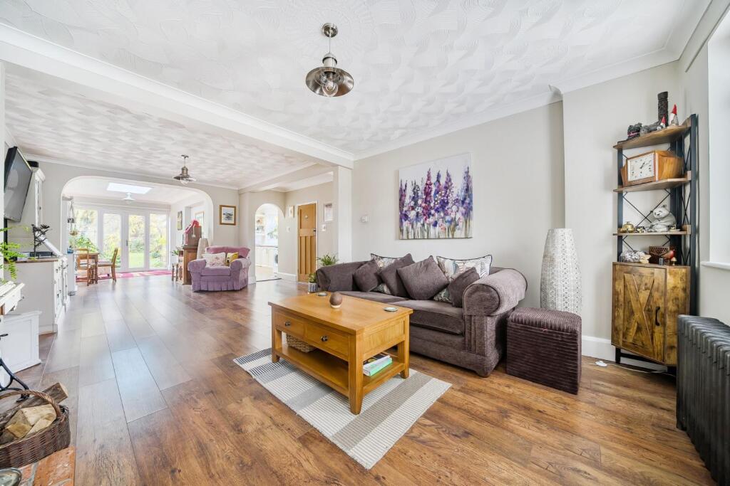 House in Havant, Hampshire - View 3