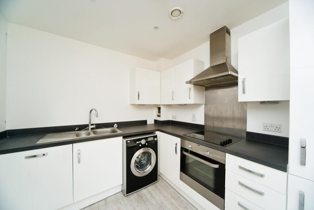 Apartment in Brighton, Queen's Park - View 2