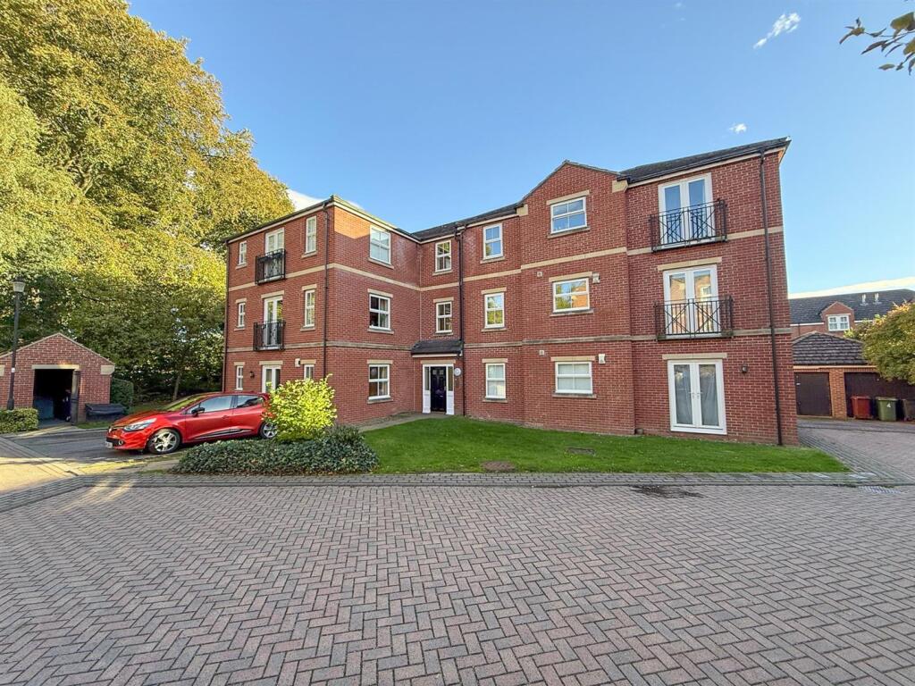 Main image of property: Lawson Wood Drive, Meanwood, Leeds.