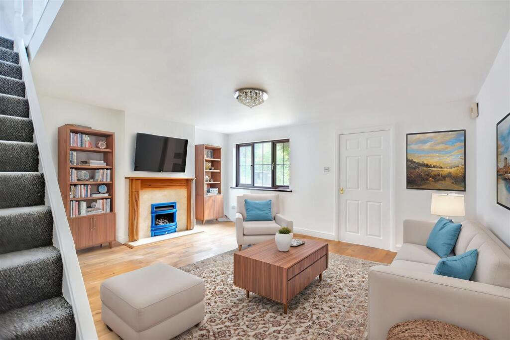 House in Nottingham, Toton - More
