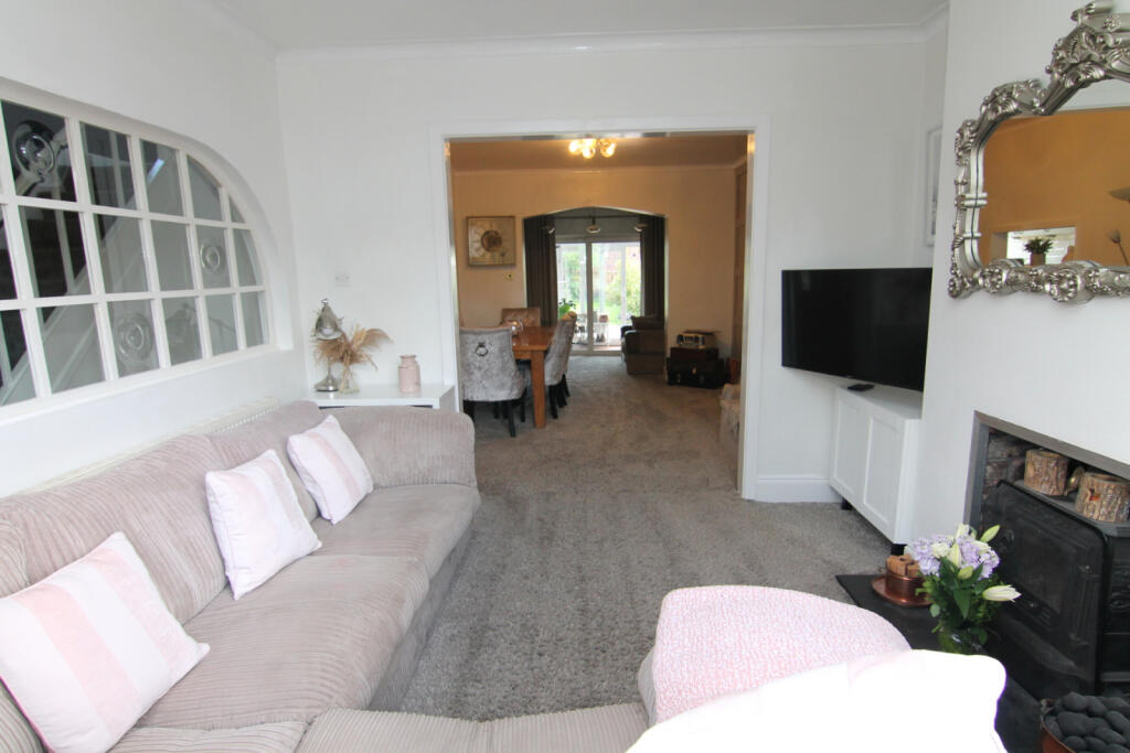 Manchester Road, Audenshaw, M34 5QR photo 4