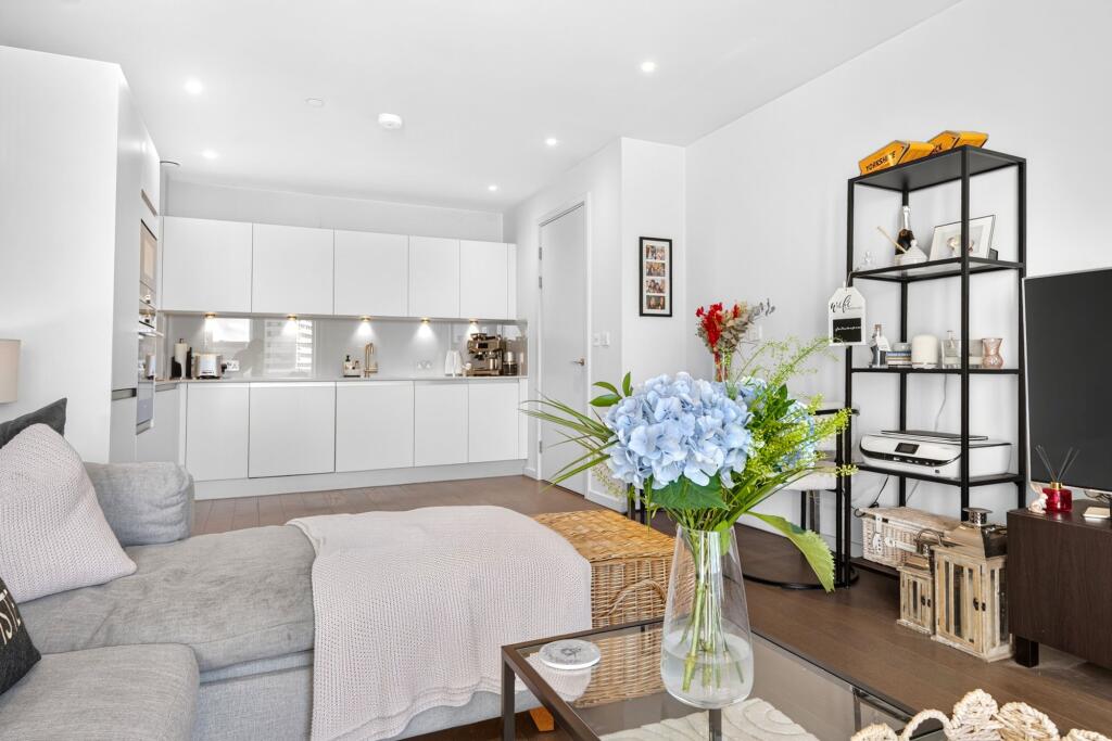 Apartment in London - More