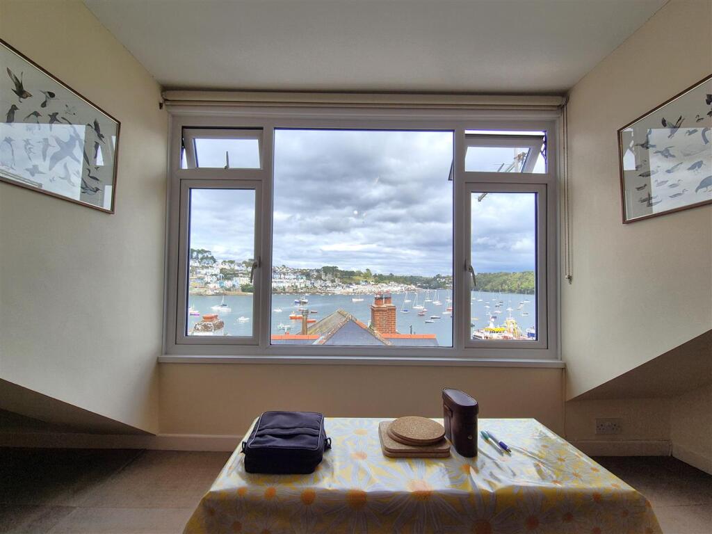 Apartment in Plymouth - View 3