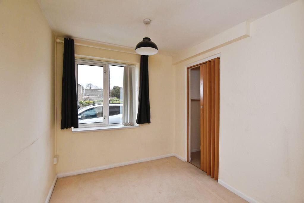 Hollows Close, Harnham               ***NO ONWARD CHAIN*** photo 3